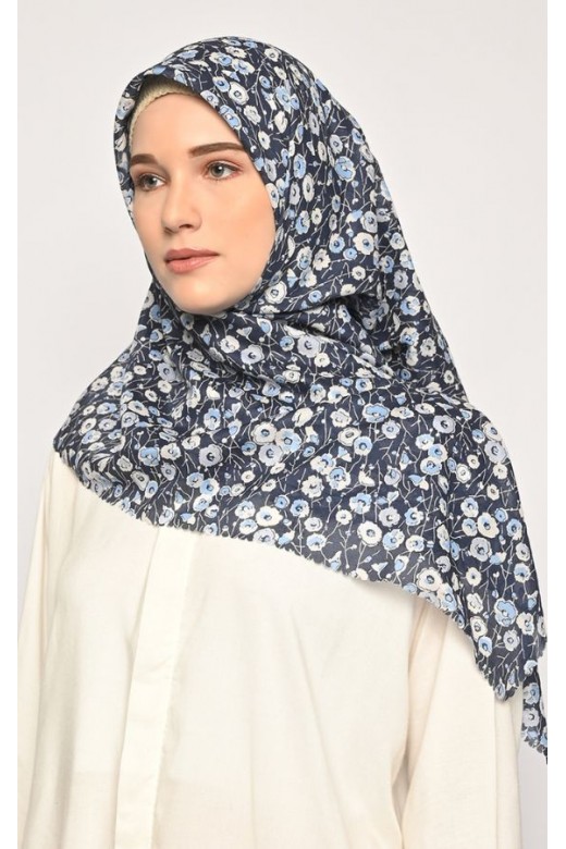 Hijab Segi Empat Sorae Navy Jahit Tepi